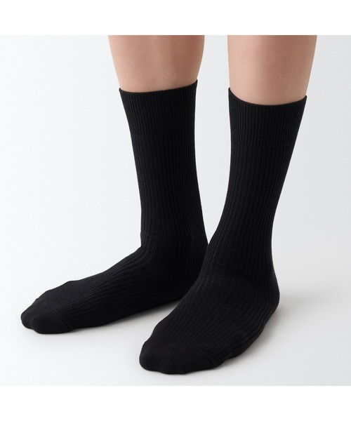 無印良品（ムジルシリョウヒン）の「足なり直角　サイズを選ばない　３足組リブ編み靴下（ソックス/靴下・メンズ・ブラック/ホワイト・22-28cm）」の4枚目の写真