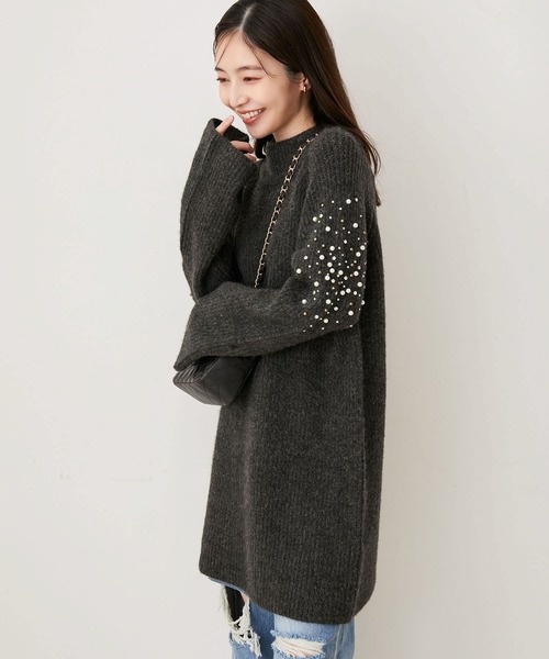 VIS（ビス）の「パール＆ビーズアクセントスリーブミニ丈ニットワンピース（ワンピース・レディース・チャコールグレー/ライトグリーン/ホワイト系その他5/レッド・FREE）」の8枚目の写真