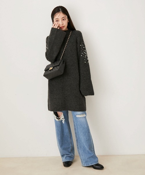 VIS（ビス）の「パール＆ビーズアクセントスリーブミニ丈ニットワンピース（ワンピース・レディース・チャコールグレー/ライトグリーン/ホワイト系その他5/レッド・FREE）」の9枚目の写真