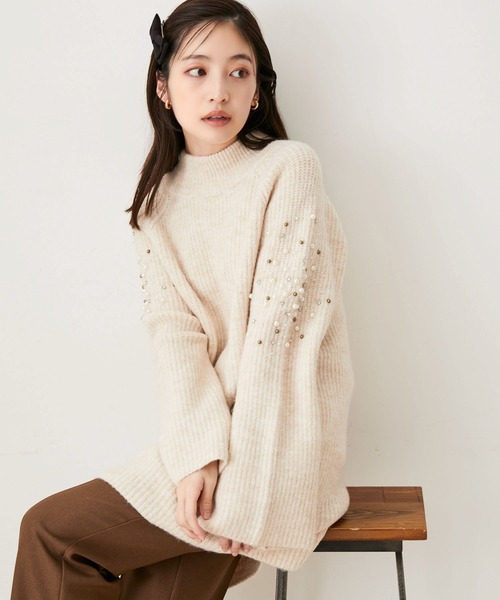 VIS（ビス）の「パール＆ビーズアクセントスリーブミニ丈ニットワンピース（ワンピース・レディース・チャコールグレー/ライトグリーン/ホワイト系その他5/レッド・FREE）」の11枚目の写真