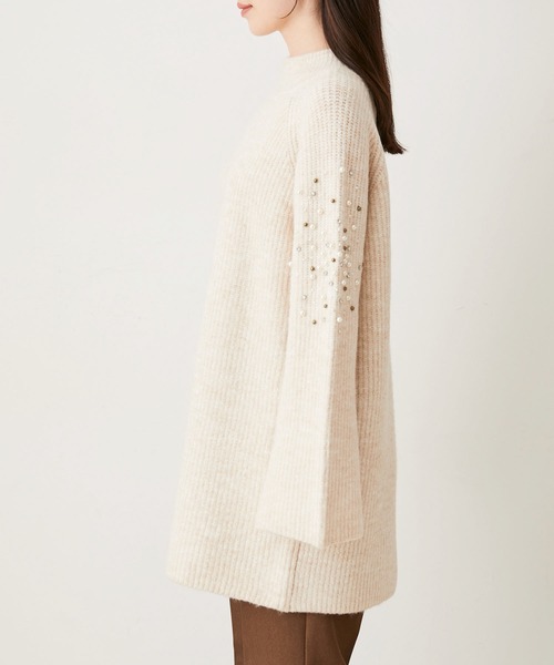 VIS（ビス）の「パール＆ビーズアクセントスリーブミニ丈ニットワンピース（ワンピース・レディース・チャコールグレー/ライトグリーン/ホワイト系その他5/レッド・FREE）」の13枚目の写真