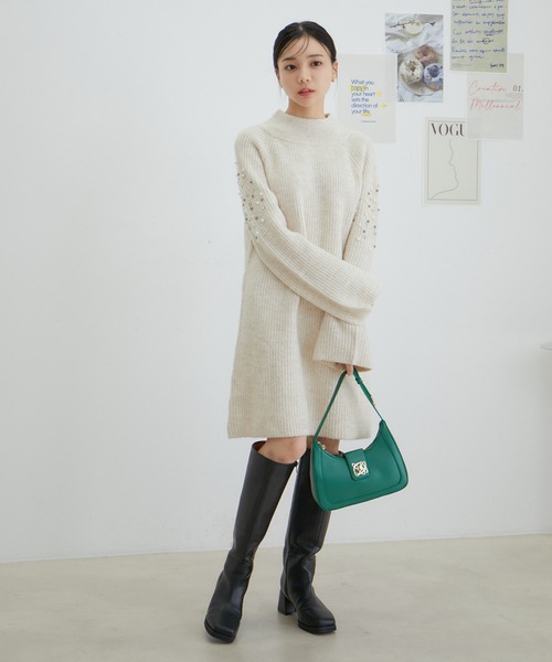 VIS（ビス）の「パール＆ビーズアクセントスリーブミニ丈ニットワンピース（ワンピース・レディース・チャコールグレー/ライトグリーン/ホワイト系その他5/レッド・FREE）」の20枚目の写真