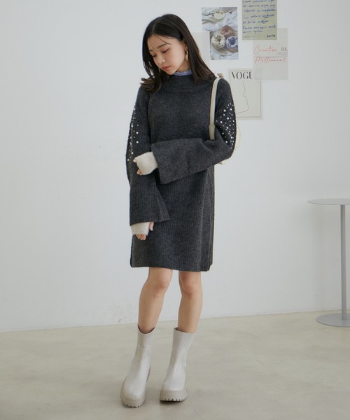 VIS（ビス）の「パール＆ビーズアクセントスリーブミニ丈ニットワンピース（ワンピース・レディース・チャコールグレー/ライトグリーン/ホワイト系その他5/レッド・FREE）」の21枚目の写真