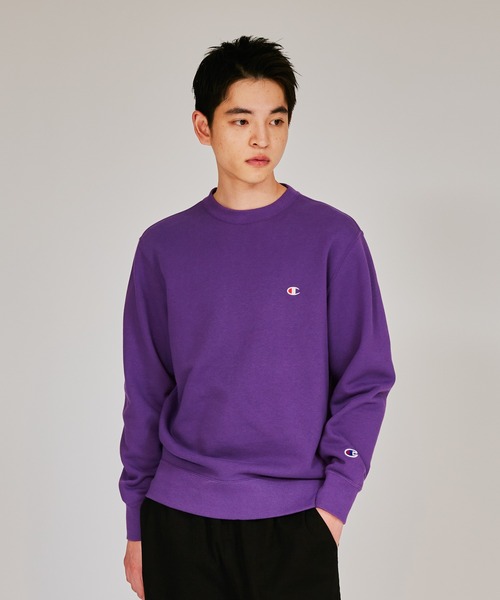 Champion(チャンピオン)の「【Champion/チャンピオン】メンズ ベーシック クルーネックスウェットシャツ(スウェット・メンズ・ホワイト/ブラウン系/オートミール/オレンジ系その他/グレー/ネイビー/ブラック/ブルーグリーン/ピーコックグリーン系/ベージュ系その他3/ロイヤルブルー/パープル系その他7/オレンジ系その他6/ダークグリーン系/ブルー系その他/イエロー系その他/レッド系その他6/グリーン/スカイブルー/ライトブラウン・XX-LARGE/X-LARGE/SMALL/MEDIUM/LARGE/X-SMALL)」の16枚目の写真