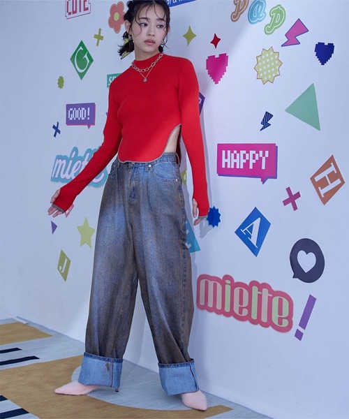 miette(ミエット)の「ラウンドヘムショートリブニット(ニット/セーター・レディース・ブラック/アイボリー/レッド・FREE)」の9枚目の写真