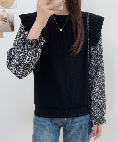 Diosfront(ディオスフロント)の「小花柄ドッキングショルーフリルリブトップス(Tシャツ/カットソー・レディース・アイボリー/ブラック/モカ/ベージュ・FREE)」の6枚目の写真
