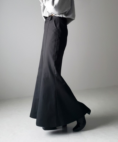 me+em select(ミームセレクト)の「※※【 3color / 3size 】 ハイウエストフレアロングマキシマーメイドスカート(スカート・レディース・ブラック/グレイッシュベージュ/チャコール・SMALL/LARGE/MEDIUM)」の4枚目の写真