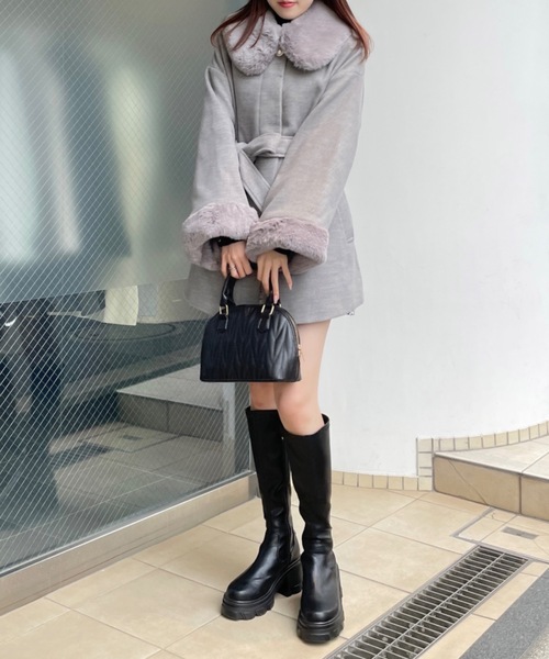 one way（ワンウェイ）の「ファー付きフレアコート（ステンカラーコート・レディース・ホワイト/ブラック/グレー・FREE）」の7枚目の写真