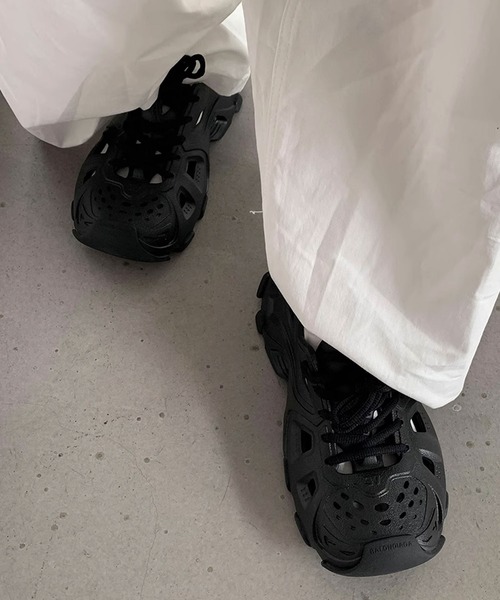 Theater code（シアターコード）の「▲big silhouette dad sneakers / ビッグ シルエット ダッド スニーカー（スニーカー・メンズ・ブラック・2/4/3）」の3枚目の写真