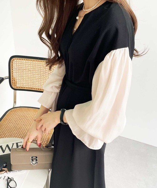 GeeRA（ジーラ）の「袖ドッキングキャンディースリーブキーネックワンピース（ワンピース・レディース・ブラック/モカ/ベージュ・LARGE/SMALL/MEDIUM/X-LARGE）」の10枚目の写真