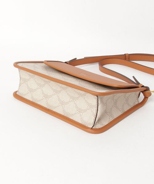 MCM（エムシーエム）の「HIMMEL クロスボディバッグ