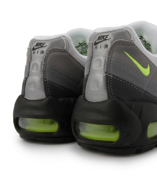 NIKE(ナイキ)の「BY NIKE AIRMAX95 OG スニーカー(スニーカー・レディース・ブラック・23.5cm/24.5cm/24cm/23cm)」の7枚目の写真