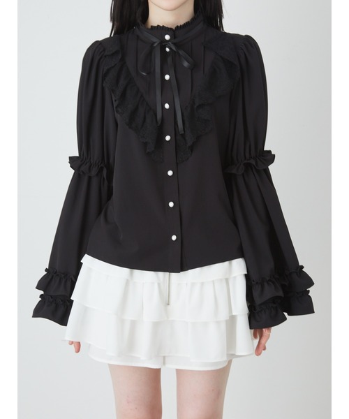 Jamie エーエヌケー（ジェイミーエーエヌケー）の「タックフリル姫袖ブラウス（シャツ/ブラウス・レディース・ホワイト/ブラック・M）」の13枚目の写真