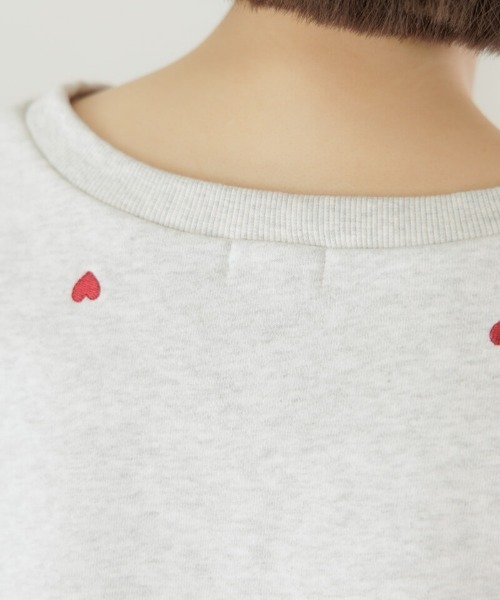 flower(フラワー)の「ハピネスイーエムビースウェット(スウェット・レディース・アイボリー/グレー・FREE)」の15枚目の写真