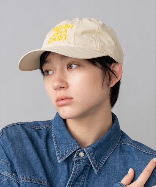 Casselini(キャセリーニ)の「Casselini(キャセリーニ)ロゴキャップ(キャップ・レディース・ベージュ/ネイビー/ピンク・FREE)」の2枚目の写真