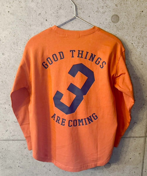 THE CASUAL(カジュアル)の「オーバーサイズ プリント ヘムロンT(Tシャツ/カットソー・キッズ・チャコール/ベージュ/ネイビー/パープル/オレンジ/グレー系1/ダークグリーン系/オフホワイト/杢グレー/グレー系/ダークグリーン/ネイビー系/パープル系/ホワイト系/ホワイト系1/ブラック・120cm/130cm/140cm/150cm/160cm/110cm)」の16枚目の写真