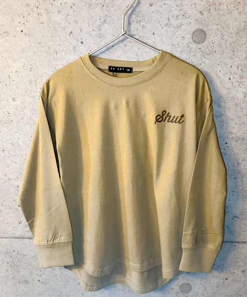 THE CASUAL(カジュアル)の「オーバーサイズ プリント ヘムロンT(Tシャツ/カットソー・キッズ・チャコール/ベージュ/ネイビー/パープル/オレンジ/グレー系1/ダークグリーン系/オフホワイト/杢グレー/グレー系/ダークグリーン/ネイビー系/パープル系/ホワイト系/ホワイト系1/ブラック・120cm/130cm/140cm/150cm/160cm/110cm)」の22枚目の写真