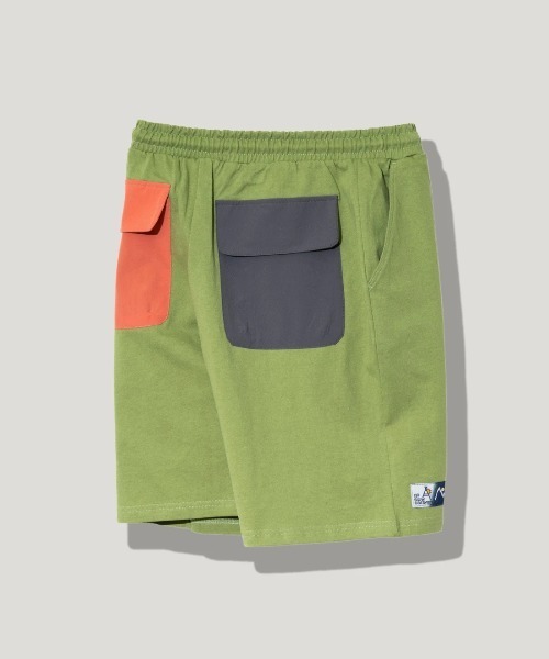 Mountain Mania(マウンテンマニア)の「Mountain Mania/マウンテンマニア Mountain Mania x GSC RELAX SHORTS BACK POCKET【gsc別注】(その他パンツ・メンズ・ブラック/ゴールド/パープル/グリーン/コーラルピンク/イエロー/ダークオレンジ/ブルー系その他/グリーン系その他・MEDIUM/LARGE/X-LARGE)」の3枚目の写真