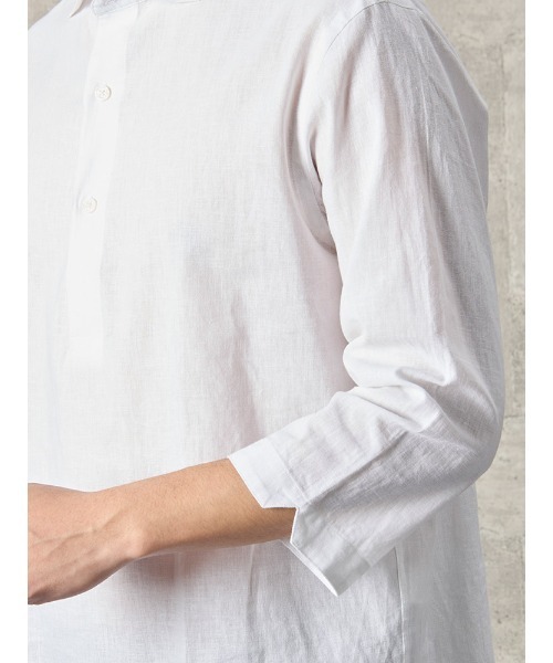 TRANS CONTINENTS(トランスコンチネンツ)の「TRANS CONTINENTS コットンリネン カプリシャツ ホワイト(シャツ/ブラウス・メンズ・ホワイト・M)」の6枚目の写真