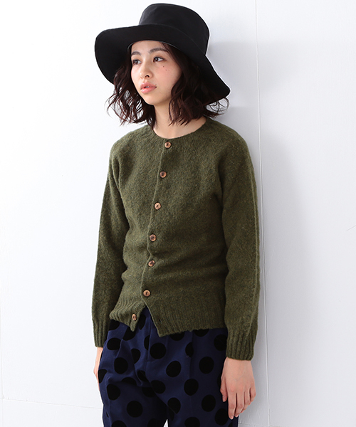BEAMS BOY（ビームスボーイ）の「Nor’Easterly / シェトランド シャギー クルーカーディガン 15FW（カーディガン/ボレロ・レディース・ナチュラル/グレー/ブラック/レッド系その他/イエロー系その他/オリーブ・ONE SIZE）」の4枚目の写真