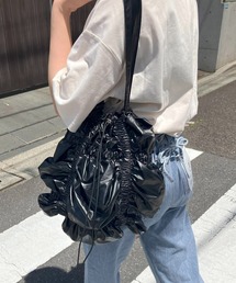 AS KNOW AS plus | メタリック シャーリング くしゅくしゅワンハンドルショルダーバッグ(ショルダーバッグ)