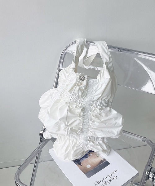 AS KNOW AS plus(アズノゥアズプラス)の「メタリック シャーリング くしゅくしゅワンハンドルショルダーバッグ(ショルダーバッグ・レディース・ホワイト/ブラック/シルバー・FREE)」の15枚目の写真