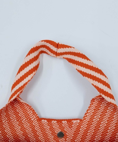 新品未使用タグ付きTHEATRE PRODUCTS ストライプニットバッグM STRIPE KNIT HAND BAG-M-/ストライプニットハンドバッグ-M