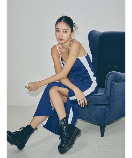 EVRIS（エヴリス）の「【みちょぱコラボ】バイカラーリブロングワンピース（ワンピース・レディース・ネイビー/ブラック・FREE）」の19枚目の写真