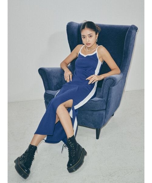 EVRIS（エヴリス）の「【みちょぱコラボ】バイカラーリブロングワンピース（ワンピース・レディース・ネイビー/ブラック・FREE）」の18枚目の写真