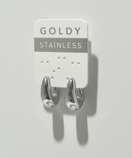 GOLDY(ゴールディ)の「【金属アレルギー軽減】メタル クレッセント シェイプ ステンレス ピアス(ピアス(両耳用)・レディース・ゴールド/シルバー・FREE)」の5枚目の写真