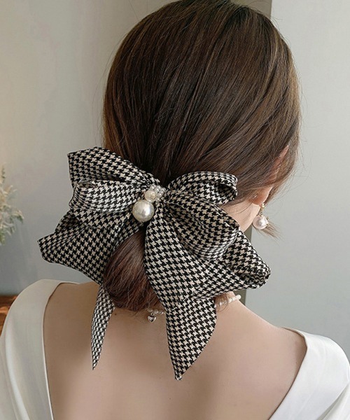 Miniministore(ミニミニストア)の「千鳥格子柄リボンバレッタ ヘアクリップ(バレッタ/ヘアクリップ・レディース・ハウンドトゥース/アイボリー/ブラック/レオパード・FREE)」の4枚目の写真