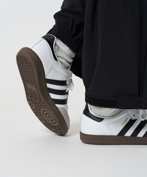 adidas(アディダス)の「《WEB限定》【adidas Originals】SAMBA OG / サンバ OG B75806 | B75807(スニーカー・メンズ・ブラック/ホワイト・27cm/26.5cm/26cm/28cm/27.5cm)」の10枚目の写真