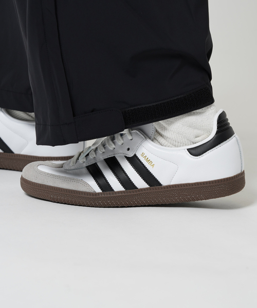 adidas(アディダス)の「《WEB限定》【adidas Originals】SAMBA OG / サンバ OG B75806 | B75807(スニーカー・メンズ・ブラック/ホワイト・27cm/26.5cm/26cm/28cm/27.5cm)」の12枚目の写真