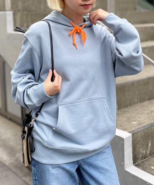United Athle(ユナイテッドアスレ)の「【United Athle】point color heavy weight foodie / ポイントカラー ヘビーウェイト フーデットパーカー 裏パイル 5214 9974(パーカー・メンズ・バーガンディー/ブラック/ライトブルー/オリーブ/ダークブラウン/ホワイト/グレー/ネイビー/スミクロ/ベージュ・M/S/XL/L)」の19枚目の写真