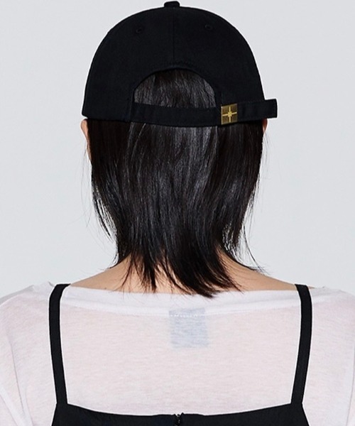 TILLDAWN(ティルダウン)の「韓国ブランド TILLDAWN ティルドーン FLASH BALL CAP 刺しゅうロゴキャップ ボールキャップ 帽子 韓国ファッション 韓国ストリート ストリートファッション(キャップ・メンズ・ブラック・ONE SIZE)」の5枚目の写真