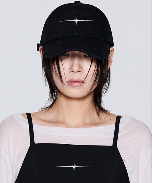 TILLDAWN(ティルダウン)の「韓国ブランド TILLDAWN ティルドーン FLASH BALL CAP 刺しゅうロゴキャップ ボールキャップ 帽子 韓国ファッション 韓国ストリート ストリートファッション(キャップ・メンズ・ブラック・ONE SIZE)」の7枚目の写真