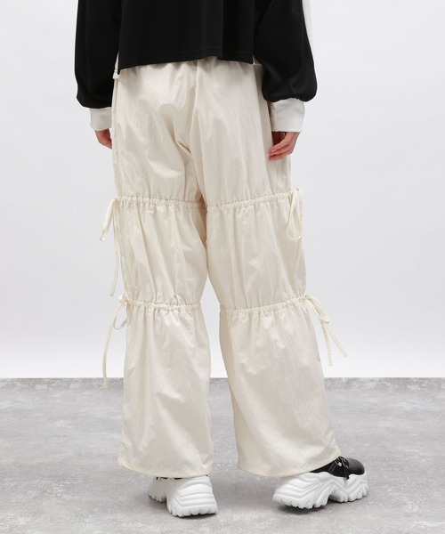 LAKOLE（ラコレ）の「ドロストリボンパンツ / 145415（その他パンツ・レディース・ブラック/アイボリー/グレー・MEDIUM/SMALL）」の9枚目の写真