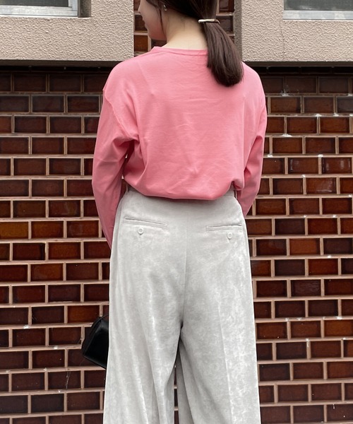 audrey and john wad（オードリーアンドジョンワッド）の「クルーネック長袖カットソー-手洗い可-（Tシャツ/カットソー・レディース・ブラック/ブルー/ホワイト/ライトグレー/ピンク・FREE）」の14枚目の写真