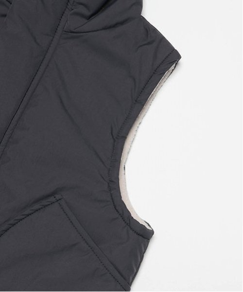 petit main（プティマイン）の「中綿ベスト（ベスト・キッズ・ライトグレー/チャコール・S/M/L）」の7枚目の写真