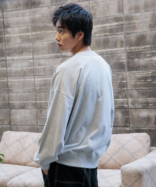 niko and...(ニコアンド)の「16/-OE USA COTTON BIG SWEAT / USAコットン裏毛クループルオーバー(スウェット・メンズ・ライトグレー/ブラウン/グリーン/アイボリー/チャコール・MEDIUM/BIG(L))」の10枚目の写真