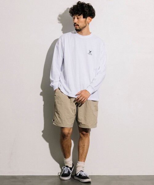 Jonas Claesson(ジョナスクレアッソン)の「JONAS CLAESSON/ジョナス クレアッソン Whale Shark L/S TEE/ホエールシャーク ロングスリーブ Tシャツ/バックプリント/リラックスフィット(Tシャツ/カットソー・メンズ・ブラック/サックスブルー/ホワイト/ライトグレー・SMALL/MEDIUM/LARGE)」の20枚目の写真