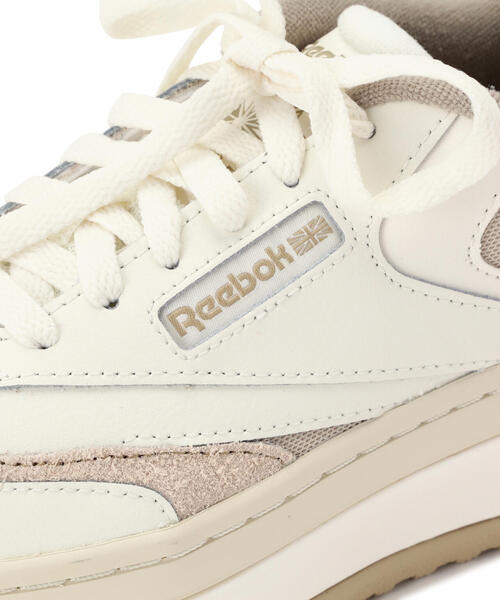NATURAL BEAUTY BASIC(ナチュラルビューティーベーシック)の「Reebok CLUB C Extra(スニーカー・レディース・ベージュ・24.0cm/24.5cm)」の7枚目の写真