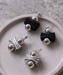 Three Four Time | メタルボール×フリルレザーピアス(ピアス(両耳用))