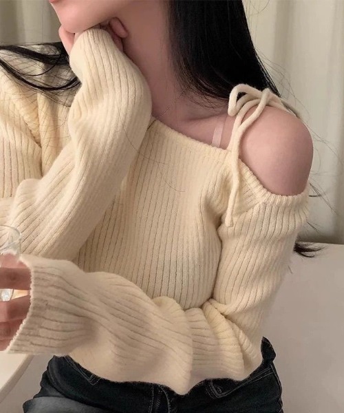 Teem Store(チームストア)の「ワンショルダー リボン リブニット(ニット/セーター・レディース・アイボリー/ブラック/レッド・F)」の19枚目の写真