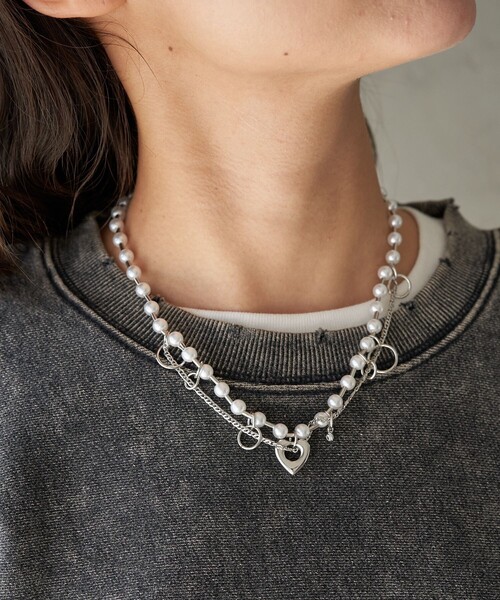FREAK'S STORE（フリークスストア）の「パールミックス ハートネックレス（ネックレス・レディース・シルバー・ONE SIZE）」の3枚目の写真