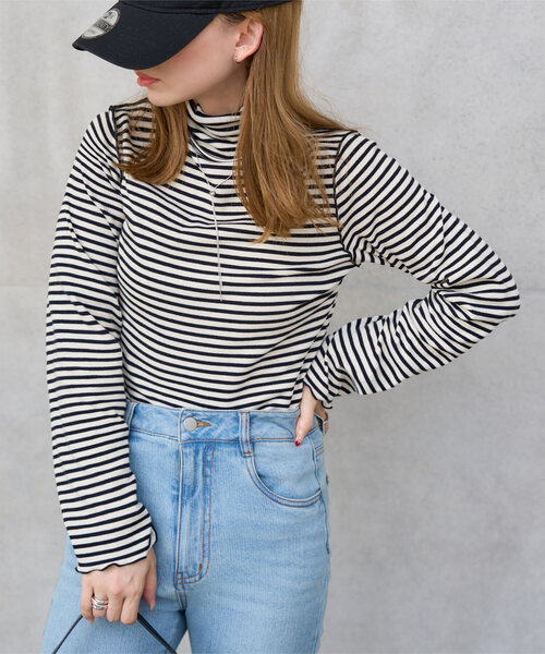 KOBE LETTUCE（コウベレタス）の「テレコリブロングスリーブトップス（Tシャツ/カットソー・レディース・ブラウン/ボルドー/アイボリー系/ブラック/グレイッシュベージュ/アイボリー/ワイン系/ネイビー/ブラウン系/ブラック系/ベージュ系/アイボリー系1/ネイビー系・M/L/XL/M1）」の8枚目の写真