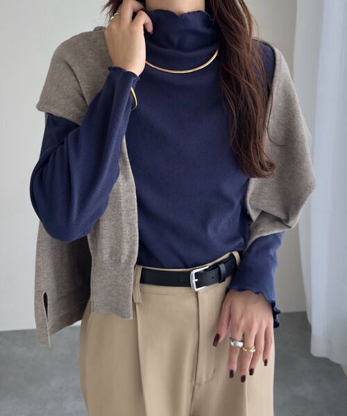 KOBE LETTUCE（コウベレタス）の「テレコリブロングスリーブトップス（Tシャツ/カットソー・レディース・ブラウン/ボルドー/アイボリー系/ブラック/グレイッシュベージュ/アイボリー/ワイン系/ネイビー/ブラウン系/ブラック系/ベージュ系/アイボリー系1/ネイビー系・M/L/XL/M1）」の10枚目の写真