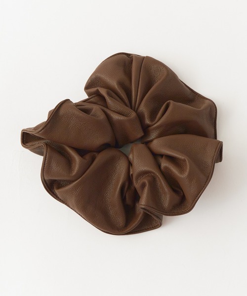 ROOPTOKYO（ループトウキョウ）の「フェイクレザー シュシュ（シュシュ・レディース・ブラック/ブラウン・FREE）」の8枚目の写真