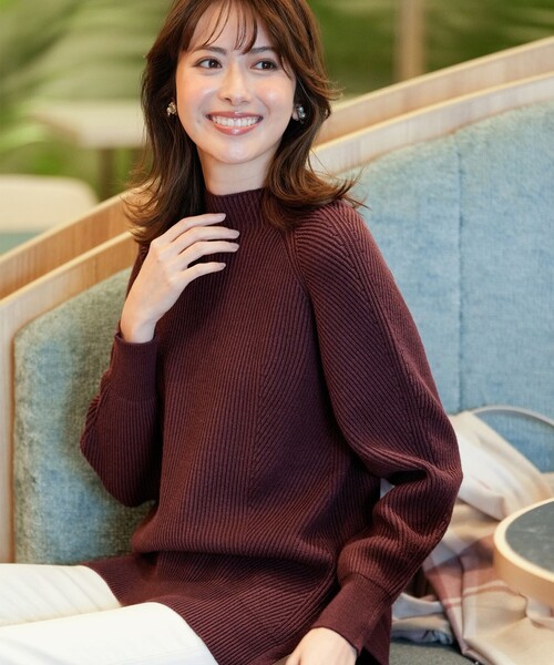 ANY SIS（エニィスィス）の「【洗える・セットアップ可】アンチピリング変形畔 ボトルネック ニット（ニット/セーター・レディース・ブラック系/オレンジ系/ダルブルー系/ダークブラウン系/アイボリー系・2）」の3枚目の写真