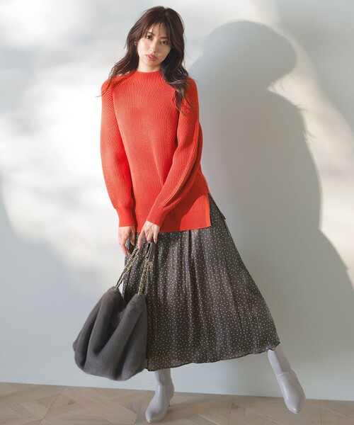 ANY SIS（エニィスィス）の「【洗える・セットアップ可】アンチピリング変形畔 ボトルネック ニット（ニット/セーター・レディース・ブラック系/オレンジ系/ダルブルー系/ダークブラウン系/アイボリー系・2）」の6枚目の写真